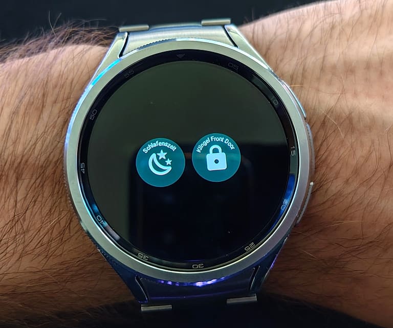 Samsung Galaxy Watch 6 showing Home Assistant favorites, including Klingel Front Door for unlocking the building door.